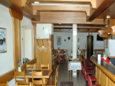 Hotel Victoria Hotels in Brig