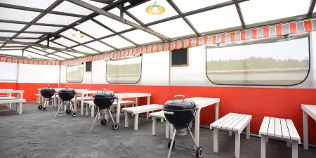 Taean Napoli Pension Отели рядом с достопримечательностью «Ch'ŏngp'odae-haesuyokchang»