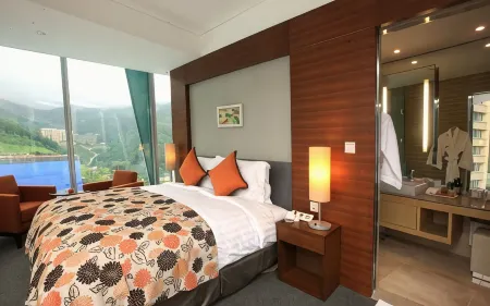 High1 Grand Hotel Convention Tower