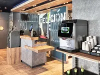B&B Hotel Zaragoza Plaza Mozart Hotels near Arrabal