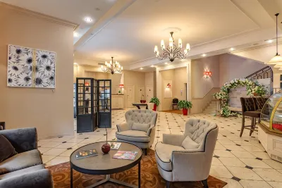 Tat'Yana Provans Hotel Hotels near Monument to the Prince Yuriy Zvenigorodskiy and Saint Savva Storozhevskiy