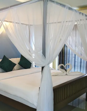 ห้องดีลักซ์ เตียงใหญ่ 1 เตียง