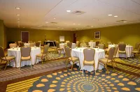 ฮอลิเดย์อินน์เอ็กซ์เพรส บร็อคตัน - บอสตัน บาย IHG โรงแรมใน