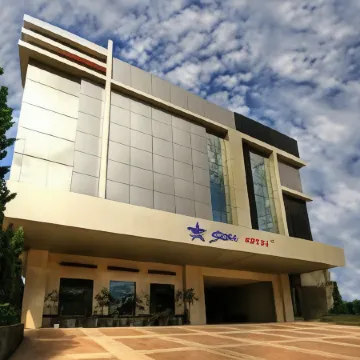 Star Hotel