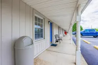 Relax Inn by OYO Natural Bridge I-81 Các khách sạn ở Natural Bridge