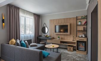 The Stay by Aston