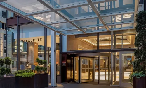The Marquette Hotel, Curio Collection by Hilton