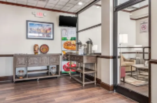 Quality Inn Suwanee I-85 Hoteles en Suwanee