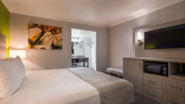 Best Western InnSuites Phoenix Hotel  Suites