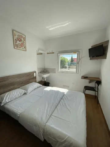 Hotel Thania Hotels in 