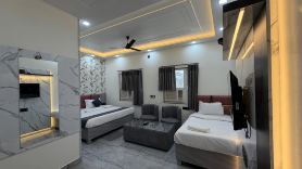 Sunaina Palace Varanasi