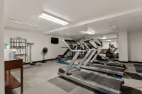 Quality Inn & Suites - Gym