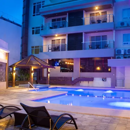 Circle Inn - Iloilo City Center