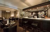 Forest Lodge Hotel