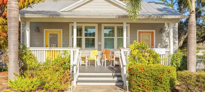Key West Style Cottage - with pool/hot-tub Hotels in Pinellas County