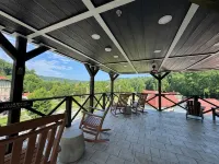 River Escape Studio 104