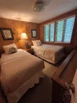 Lakefront Cabin, Finnish Sauna, Kayaks, Dock, Hot Tub, Gardens - Owls Nest, DCL