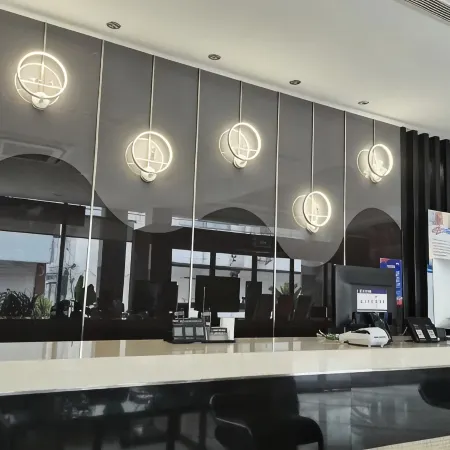 Yibin Business Hotel