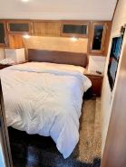 Cozy 2-bedroom RV in excellent Valrico/Tampa with WiFi, AC, Heat, Hot water