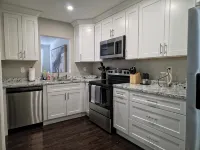 Cozy Retreat Near Airport & Downtown