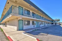 Motel 6 Douglas, AZ - 2-Star