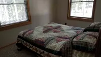 2-bedroom cabin 19 miles N of Lewistown MT that sleeps 10-11 people. - Homestays