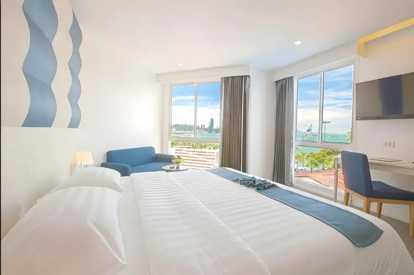 Flipper Lodge Hotel