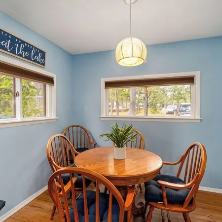 Remodeled! Enjoy the tranquility of a lakefront cottage on Van Etten Lake!