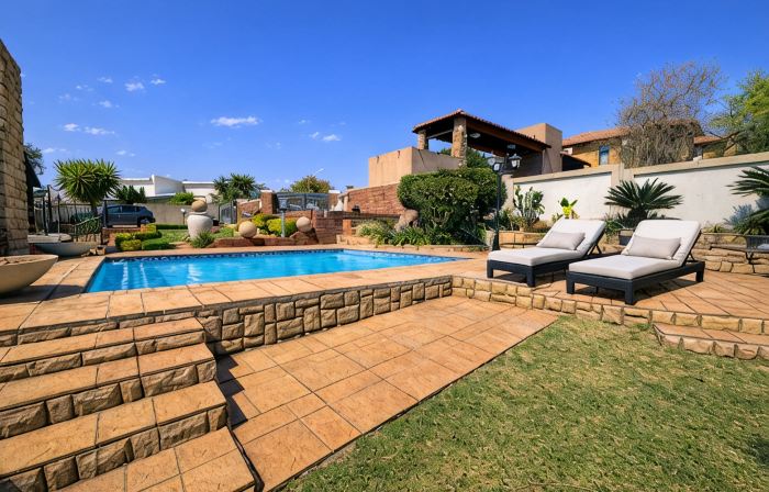Luxury Rustenburg Villa | Pool, Braai & Fast Wi-Fi