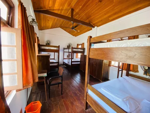Tanty’s Hostel - Hostales