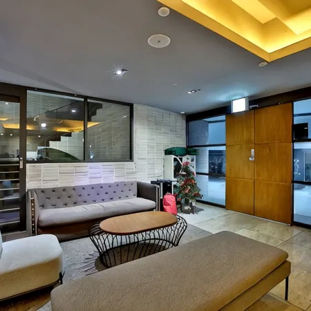 Seomyeon Hound Hotel 1st Street