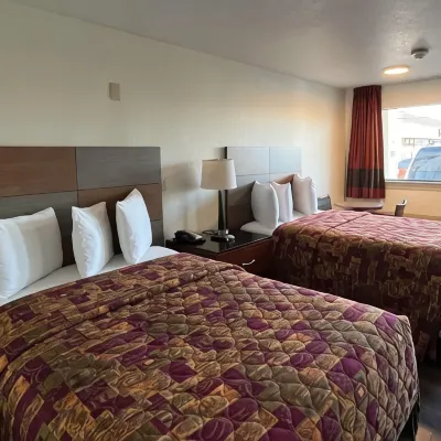 Motel 6 Galveston, TX - Beach/Seawall Отели рядом с достопримечательностью «Ashton Villa»