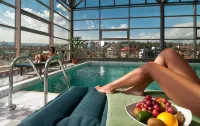 Wyndham Cluj - Pools