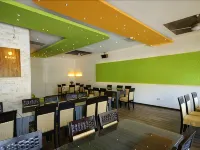 Penghu Royal Hotel Hotels near Xiying Rainbow Bridge