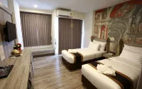 Bright Hotel - balcony