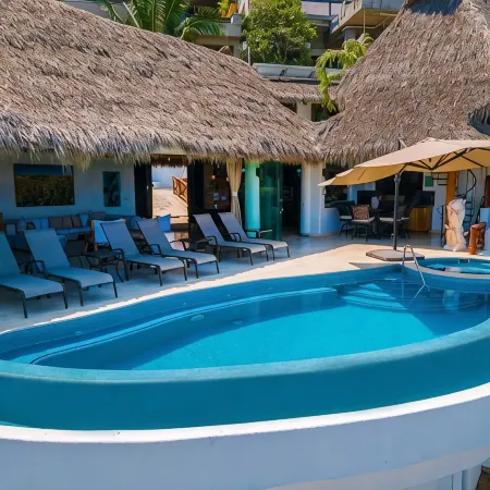Ocean views, breathtaking sunsets, gorgeous villa