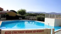 House with beautiful pool on the Côte d'Azur - piscina