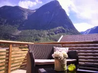 Vollsnes Feriehus - Mountain view
