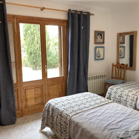 Rossinyol, ET 2455 Nice and Quiet Apartment Near the Beach