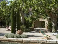 Mas Dagan, vacation apartments in Saint Remy to dream away on a romantic estate Hotels in Noves