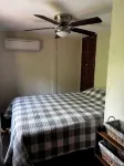 Cozy 2-bedroom cabin between Levering and Cheboygan on Lancaster Lake - Chalets
