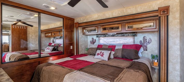 Starry Skies Glamping w/ EV Charger, Stargazing, Hiking Hotels in Nye County