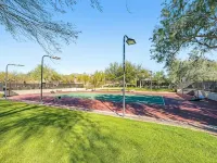 NEW! Cozy desert getaway with private backyard and seasonal pool! Hotels in New River