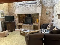 Maison Pierre Avec Piscine Privée - Homestays