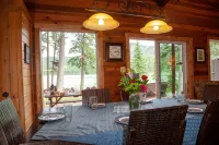 Mountain cabin just steps away from Ashley Lake - Hytter