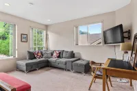 The Marmot's Den - Large Family-Friendly Ski Retreat in Sun Peaks