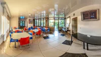 Villa More Hotel - Homestays