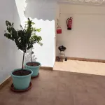 Independent villa with private pool, 5 min from the beach!