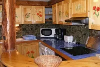 Pretty apartment which kept the charm of the houses of the region