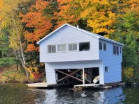 BOATHOUSE - 2 BEDROOM WATERFRONT COTTAGE SPRING & SUMMER STILL FALL AVAILABLE! Hotels in Faraday